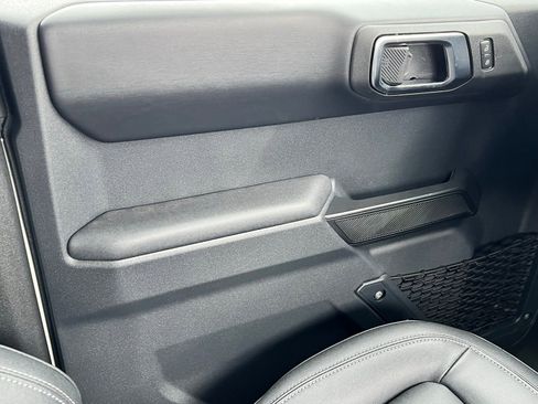 New 2025 Ford Bronco Badlands image 33
