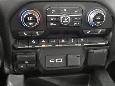 Used 2021 Chevrolet Silverado 1500 RST w/ All Star Edition Plus AWD/4WD image 19