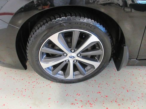 Used 2015 Subaru Legacy 2.5i Limited AWD/4WD image 15
