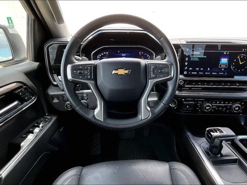 Used 2023 Chevrolet Silverado 1500 LTZ w/ Technology Package AWD/4WD image 5