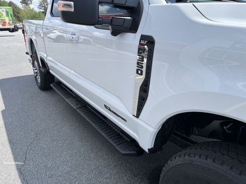 New 2026 Ford F350 XLT w/ XLT Premium Package AWD/4WD image 24