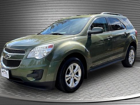 Used 2015 Chevrolet Equinox LT w/ Driver Convenience Package image 3