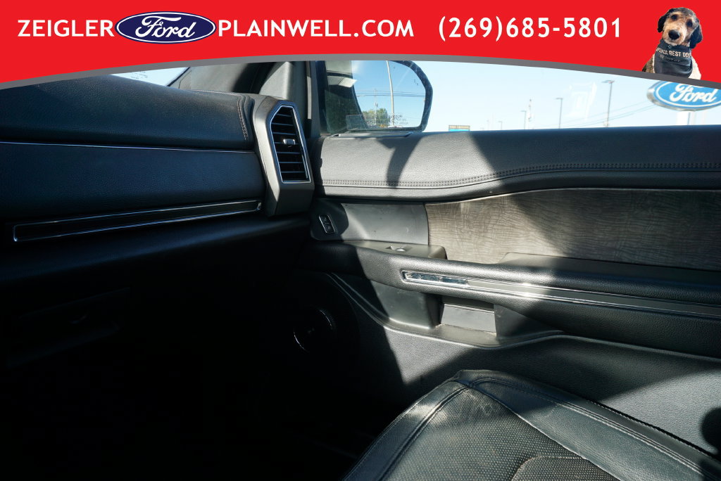 Used 2020 Ford Expedition Max Limited AWD/4WD image 32