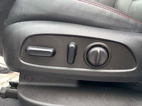 Used 2023 Chevrolet Equinox RS w/ RS Leather Package image 16