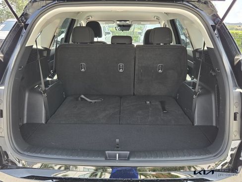 Certified 2026 Kia Sorento LX FWD image 14