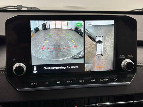 Used 2024 Mitsubishi Outlander FWD image 28