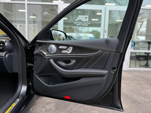 Used 2018 Mercedes-Benz E 63 AMG S image 44