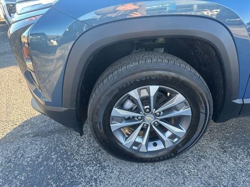 New 2026 Chevrolet Equinox LT w/ LPO, Floor Liner Package image 10