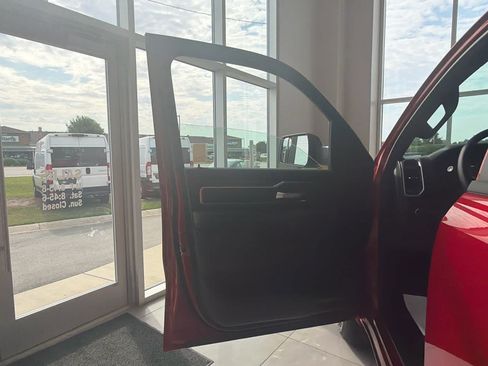 New 2026 RAM 1500 Big Horn AWD/4WD image 17