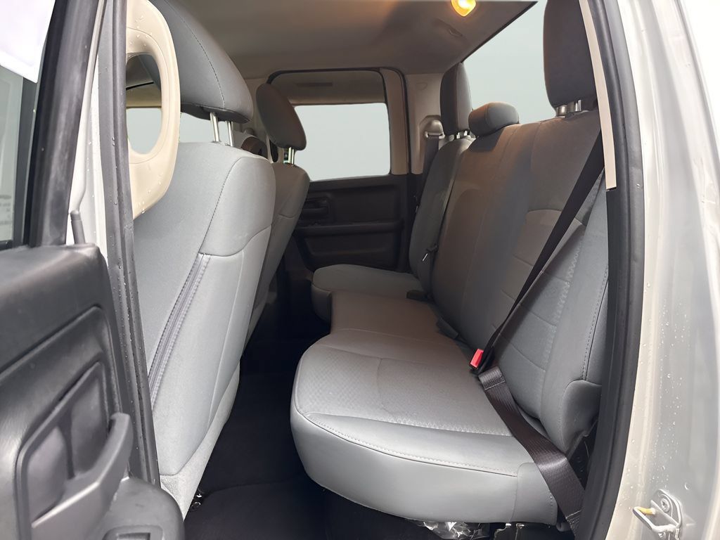 Used 2018 RAM 1500 Express w/ Express Value Package AWD/4WD image 12