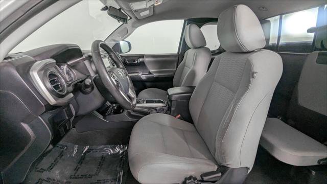 Used 2017 Toyota Tacoma SR5 RWD image 14