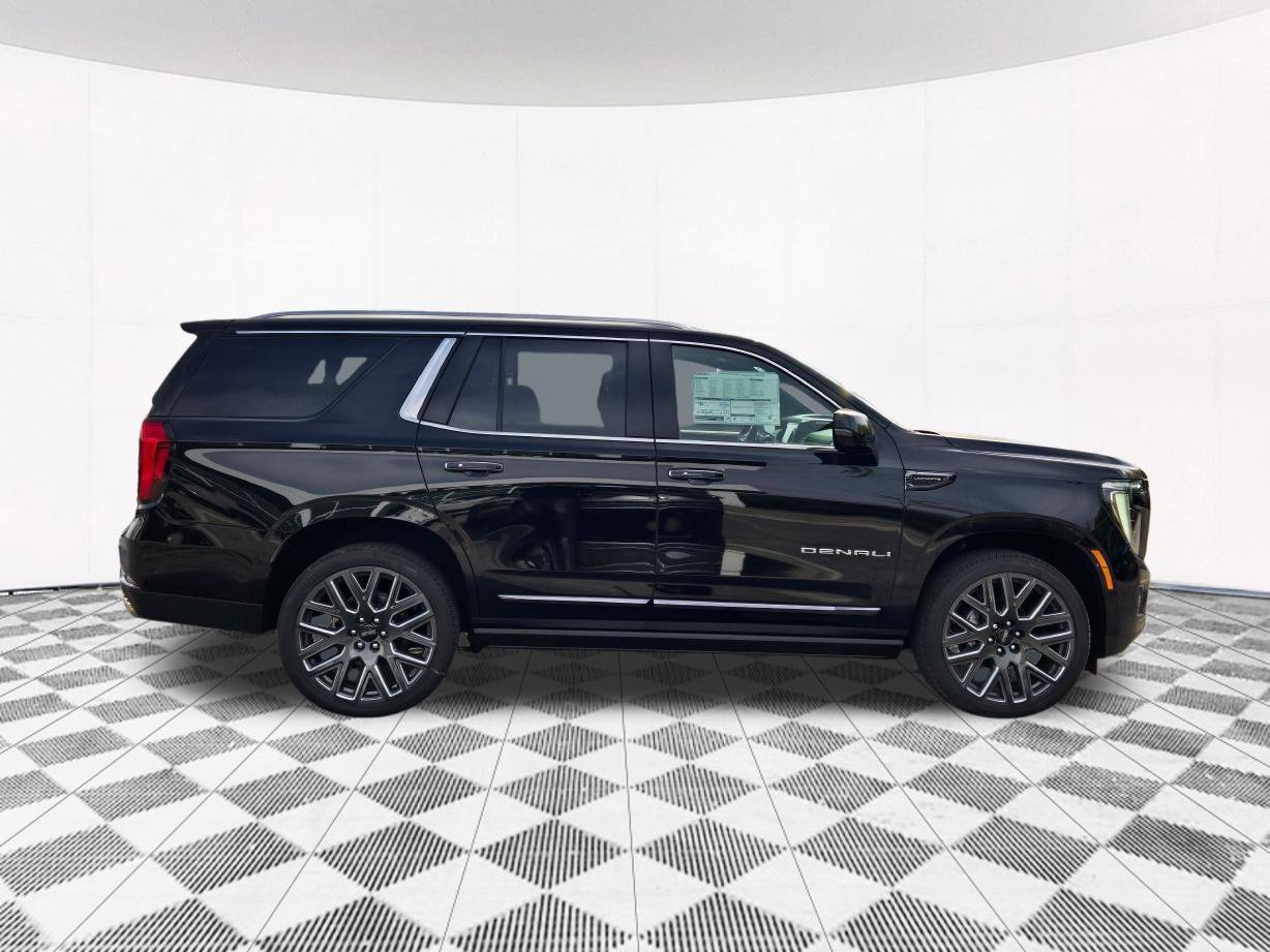 New 2027 GMC Yukon Denali Ultimate w/ LPO, Floor Liner Package AWD/4WD image 12