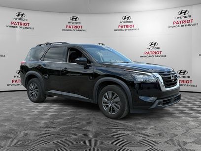 Used 2024 Nissan Pathfinder SV