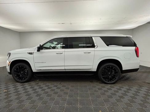 New 2026 GMC Yukon XL Elevation image 13