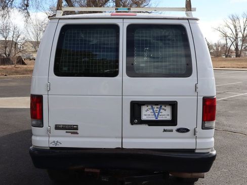 Used 2013 Ford E-250 and Econoline 250 image 6