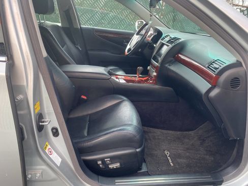 Used 2010 Lexus LS 460 AWD image 33