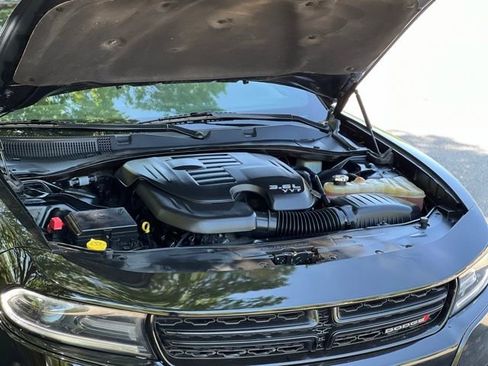 Used 2019 Dodge Charger SXT w/ Leather Interior Group RWD image 41