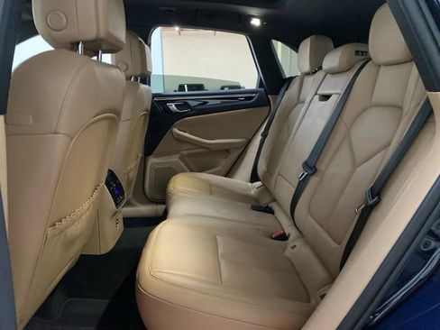 Used 2023 Porsche Macan Turbo AWD/4WD image 21