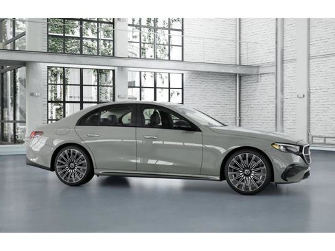 New 2026 Mercedes-Benz E 450 4MATIC Sedan image 14