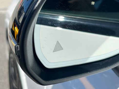 Used 2025 Mercedes-Benz GLC 43 AMG 4MATIC image 28