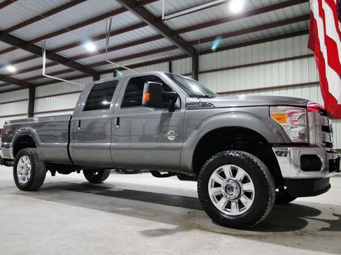 Used 2014 Ford F350 Lariat w/ Lariat Ultimate Package image 16