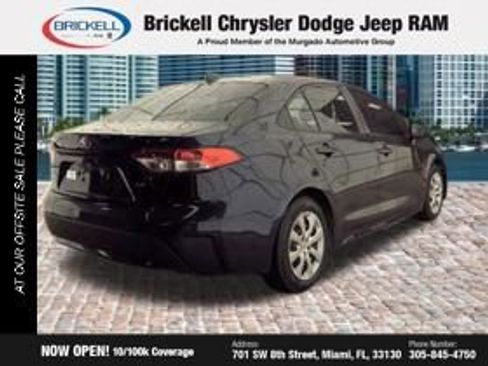 Used 2022 Toyota Corolla LE FWD image 15