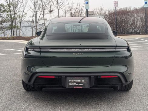 Used 2025 Porsche Taycan image 10