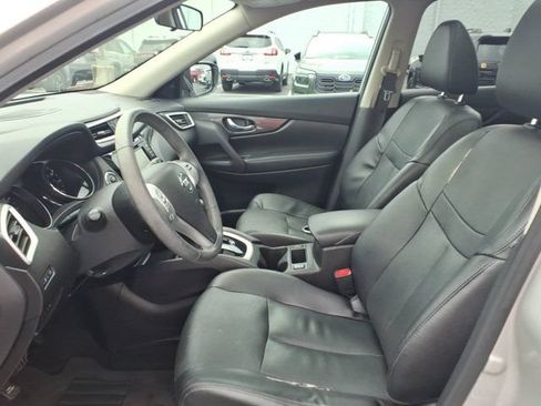 Used 2016 Nissan Rogue SL w/ SL Premium Package FWD image 23