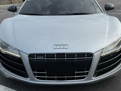 Used 2011 Audi R8 V10 image 6