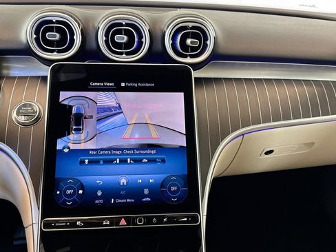 Used 2025 Mercedes-Benz C 300 Sedan image 14