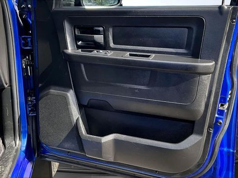 Used 2019 RAM 1500 Express w/ Wheel & Sound Group AWD/4WD image 29