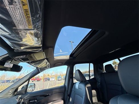 New 2026 Honda Ridgeline Black Edition image 18