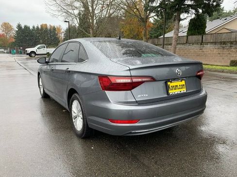 Used 2020 Volkswagen Jetta S image 3