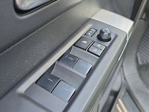 Used 2024 Toyota Tundra Platinum AWD/4WD image 8