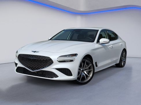 Used 2026 Genesis G70 2.5T RWD image 2