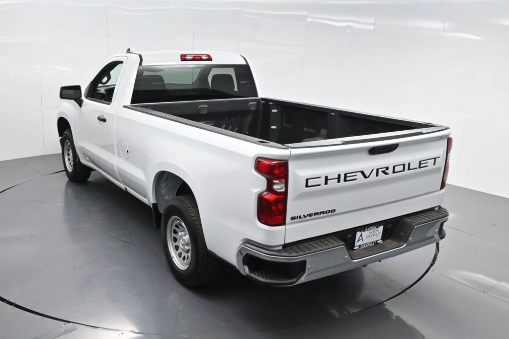 Used 2025 Chevrolet Silverado 1500 W/T w/ WT Safety Package RWD image 17