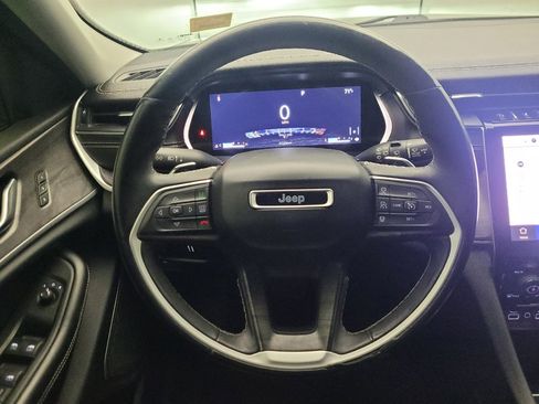 Used 2021 Jeep Grand Cherokee L Limited image 22