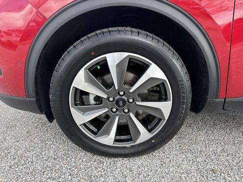 Used 2024 Ford Escape Platinum w/ Premium Technology Package image 10