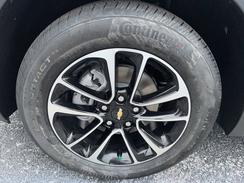 New 2026 Chevrolet TrailBlazer LT w/ LT Cold Weather Package FWD image 12