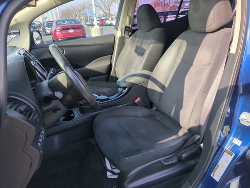 Used 2016 Nissan Leaf SV image 17