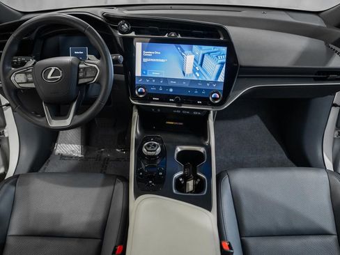 Used 2023 Lexus RZ 450e Premium w/ Technology Package image 18