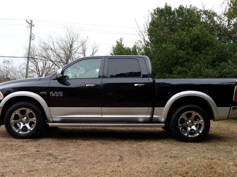 Used 2016 RAM 1500 Laramie w/ Convenience Group image 2