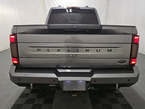Used 2022 Ford F350 Platinum w/ FX4 Off-Road Package image 5