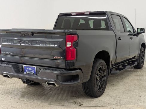 Used 2023 Chevrolet Silverado 1500 RST image 9
