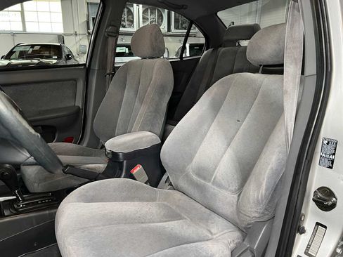 Used 2005 Hyundai Elantra GLS FWD image 22
