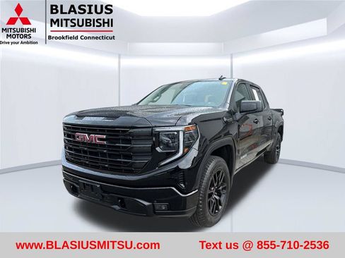 Used 2024 GMC Sierra 1500 Elevation AWD/4WD image 3