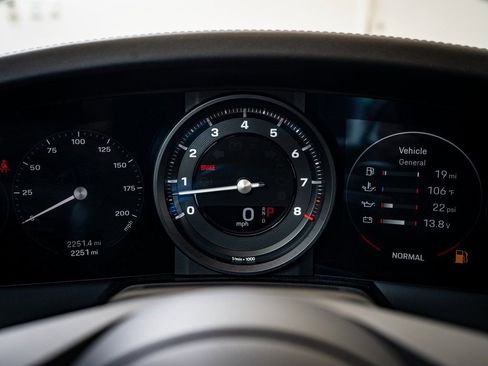 Certified 2024 Porsche 911 Carrera image 34