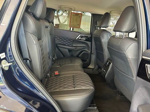 Used 2024 Mitsubishi Outlander SEL FWD image 27