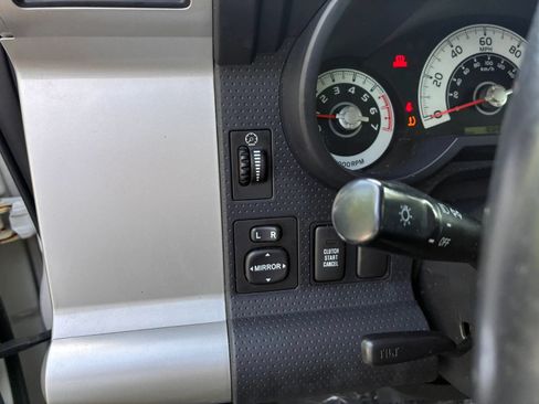 Used 2008 Toyota FJ Cruiser 4WD image 19