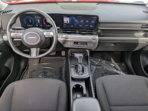 Used 2024 Hyundai Kona SEL FWD image 14
